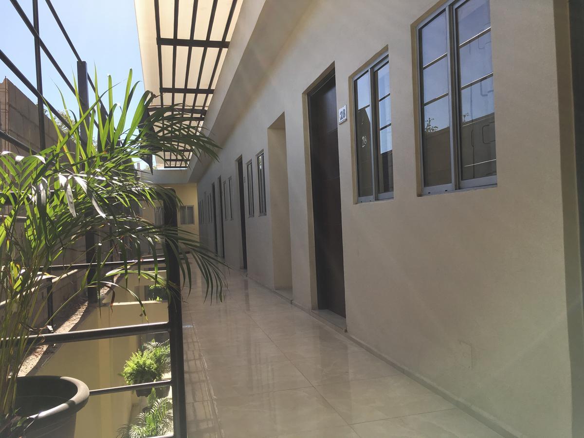 Hotel La Jolla لوس موتشيس المظهر الخارجي الصورة