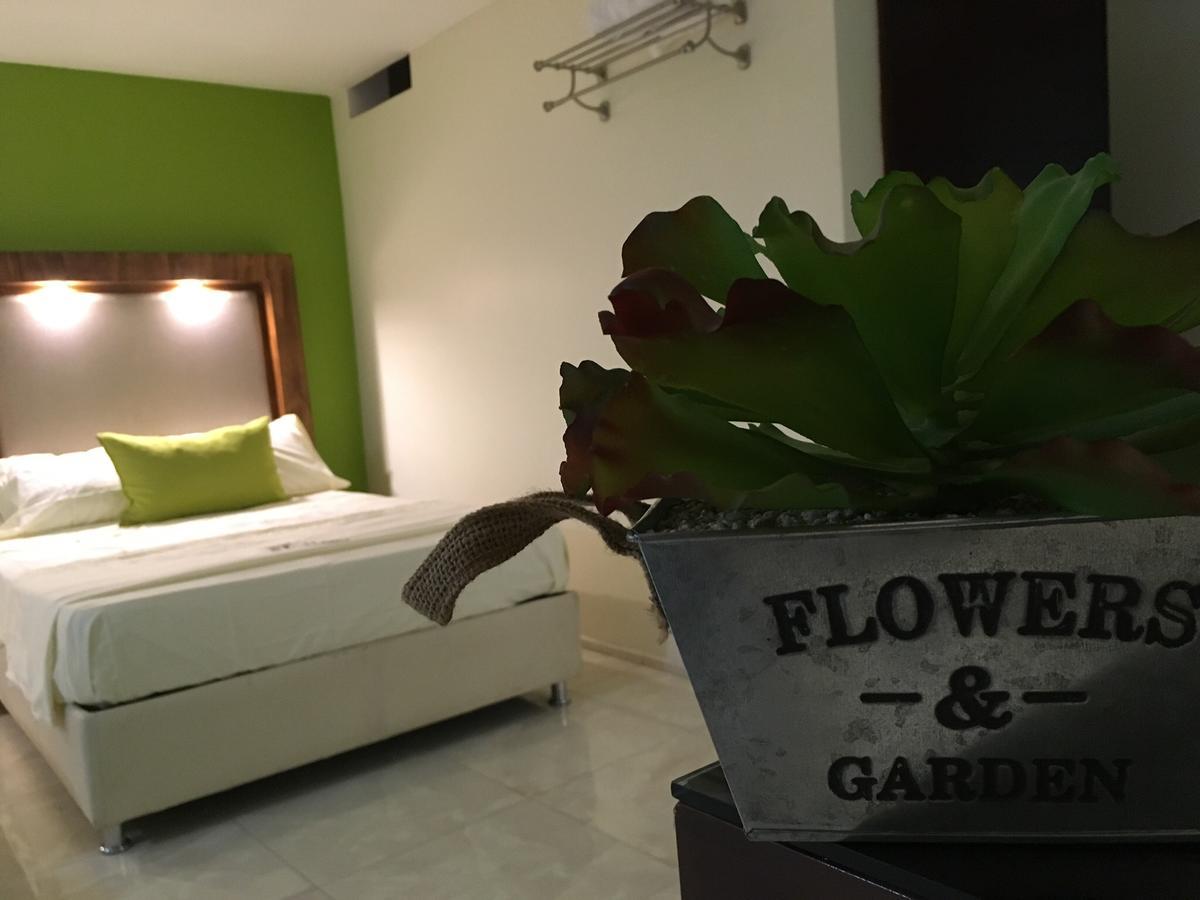 Hotel La Jolla لوس موتشيس المظهر الخارجي الصورة