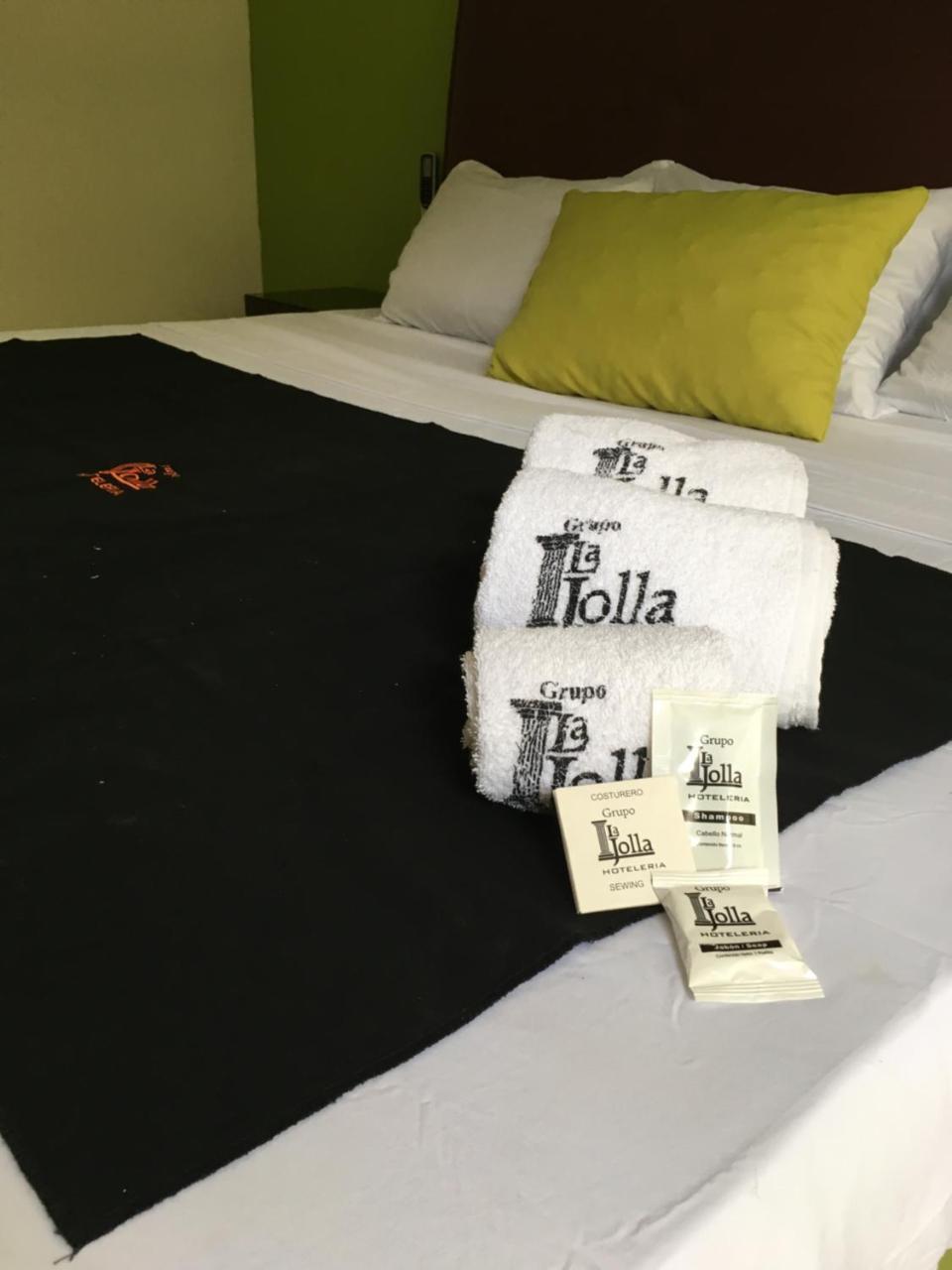 Hotel La Jolla لوس موتشيس المظهر الخارجي الصورة